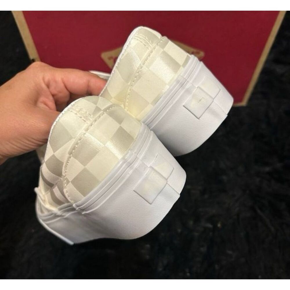 VANS checkerboard cream satin platform slip on shoes sneakers women's 9 new - Picture 4 of 7
